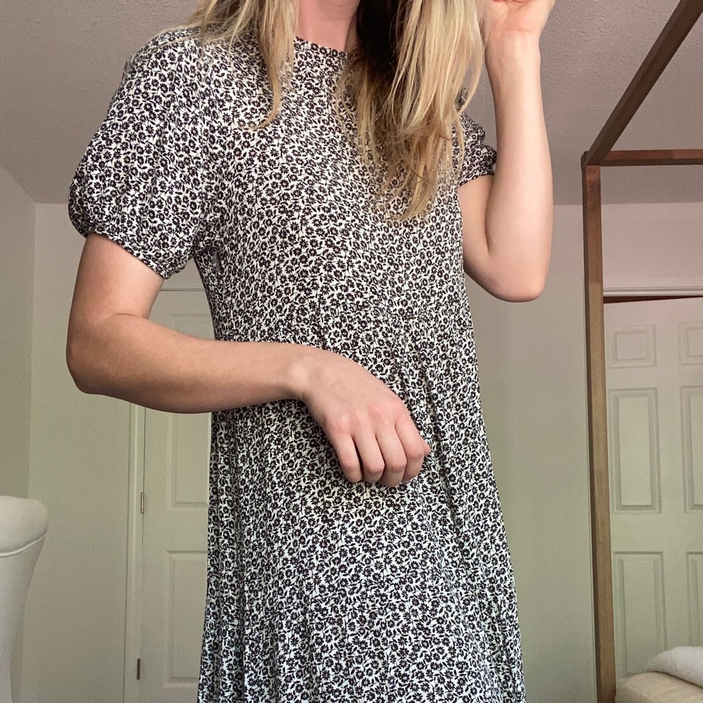 Women’s Size Small Floral Dress
